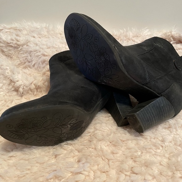 Clarks Women's Heath Harrier Ankle Boot - Picture 5 of 9